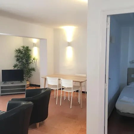 ホテル Casa Del Mar & *